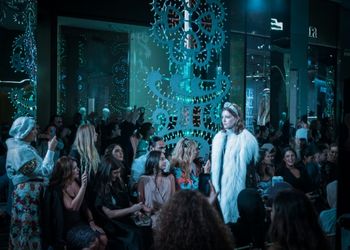 défilé de mannequins